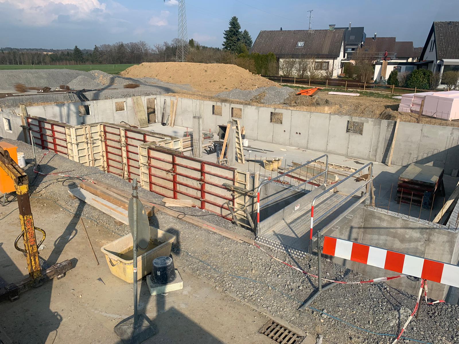 Fertigstellung der UG-Außenwände Durlangen Neubauprojekt Familien Wohnhaus